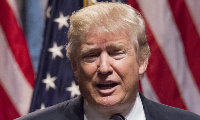 Trump overlevde kaoskupp med et nødskrik